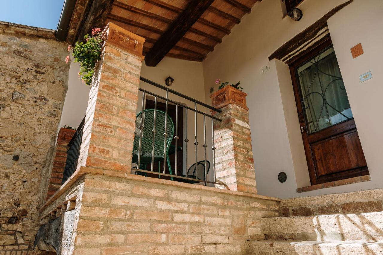 Borgo Villa A Sesta San Gusme المظهر الخارجي الصورة